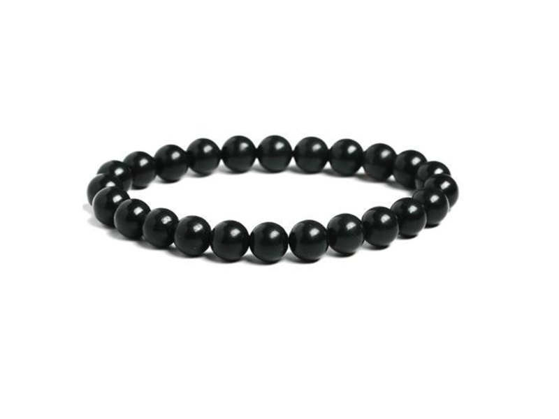 Magnifique Bracelet en Shungite 6mm White Alpina vous propose la possibilité de lier d'autres charms en Argent 925 by White Alpina